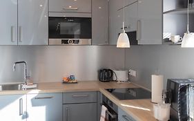 #1 Ferienwohnung Hochparterre